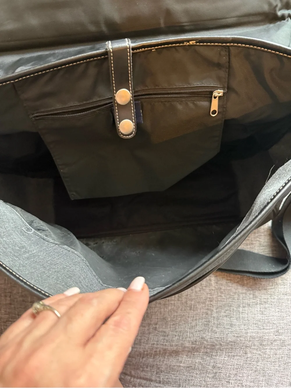 Vintage Gap Faux Leather Black Messenger Bag Briefcase